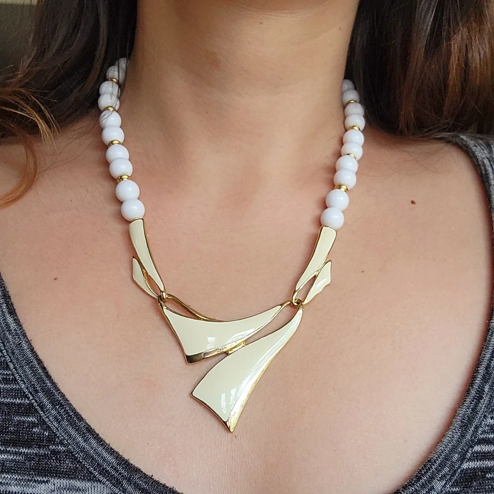 Vintage 10K GP Beaded White / Cream Colored Statement Necklace